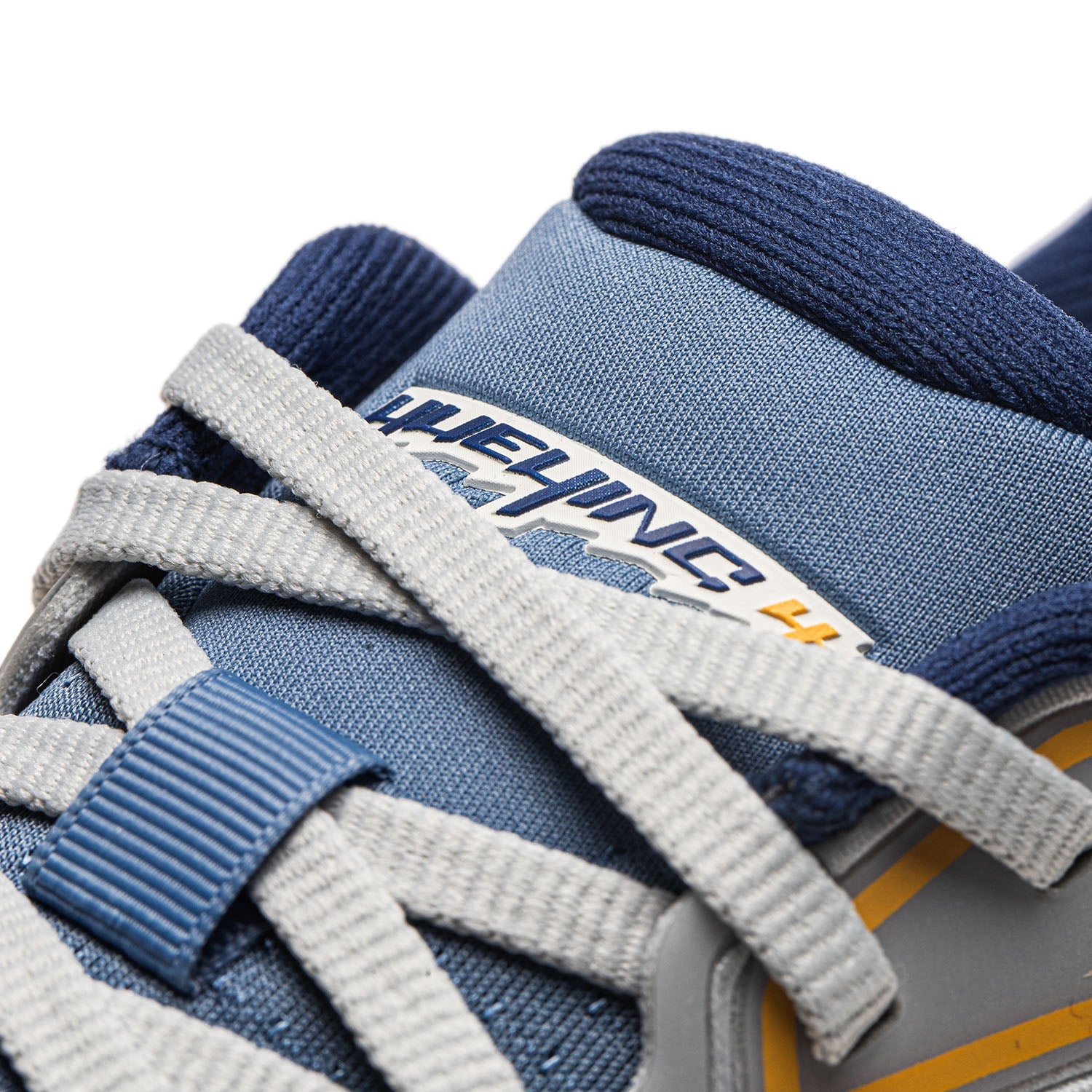 Li-Ning YueYing 4 Light Blue